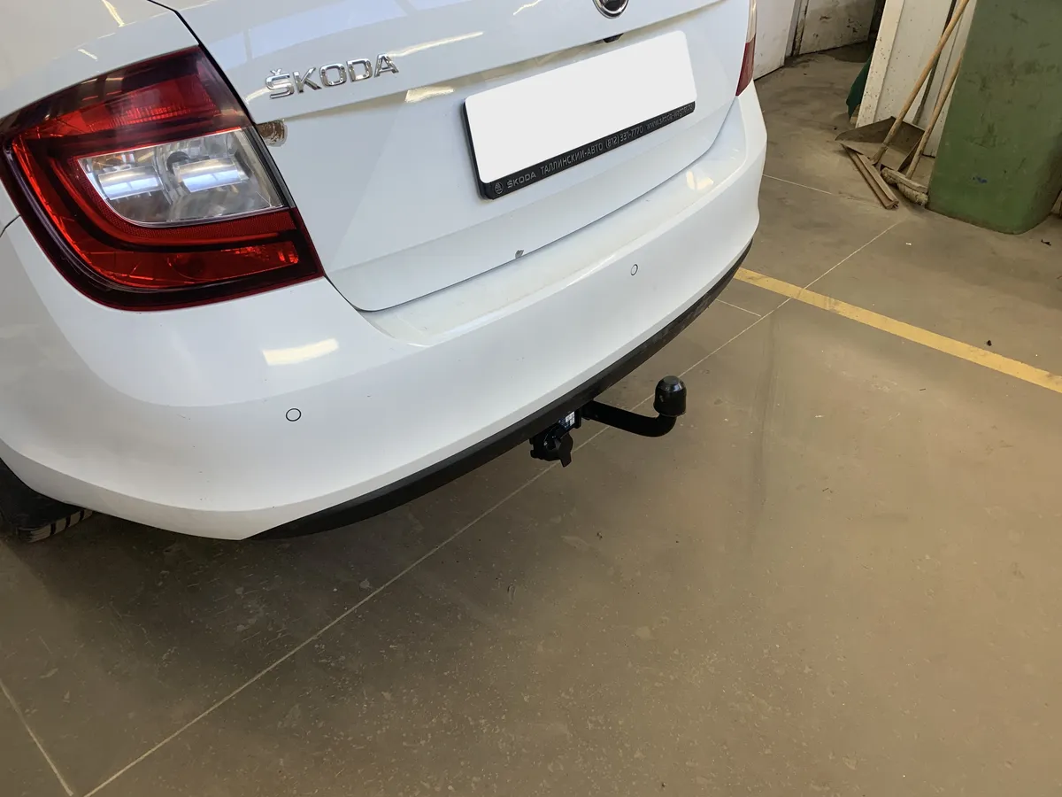 Фаркоп Berg для Skoda Rapid 2014-2020 F.5112.001 в Краснодар Фаркоп Berg для Skoda Rapid 2014-2020 F.5112.001 в Краснодар