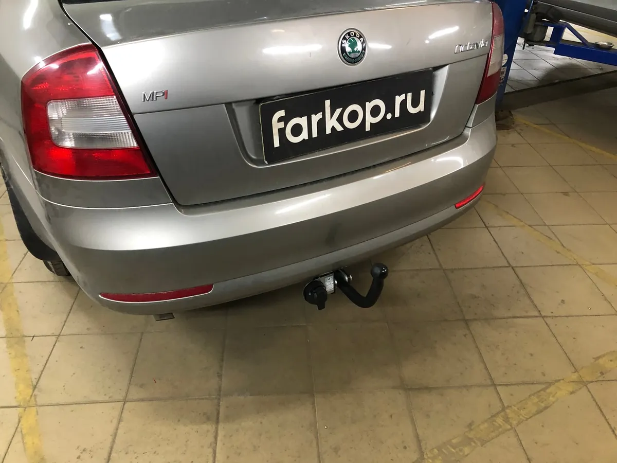 Фаркоп Лидер Плюс для Skoda Octavia 2008-2013 (только лифтбек) S106-A в Краснодар