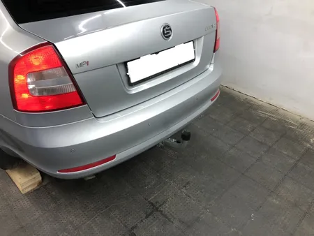 Фаркоп Galia для Skoda Octavia (лифтбек, универсал, вкл. Scout) 2005-2013 S086C в Краснодар