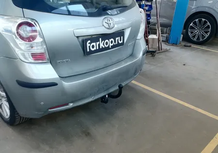Фаркоп Steinhof для Toyota Verso 2009-2012 Арт. T-210 T-210 в Краснодар