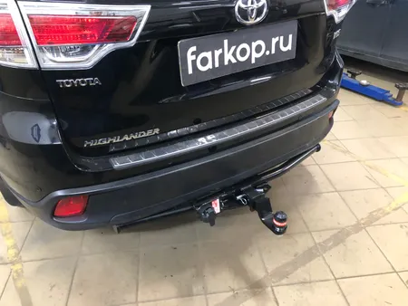 Фаркоп Sheriff для Toyota Highlander 2014-2020 Арт. 2790.31 2790.31 в Краснодар
