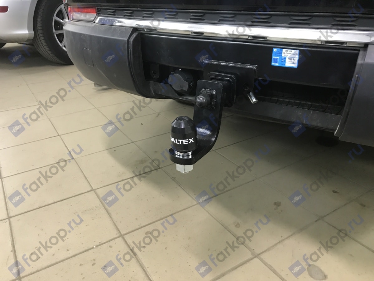 Установили фаркоп TowRus для Jeep Grand Cherokee 2022 г.в.